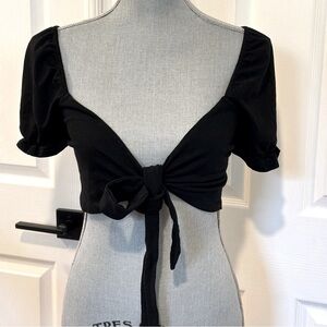 Luvalot Women’s Black Tie Front Top Size 2 Party Summer Travel Cropped Cotton